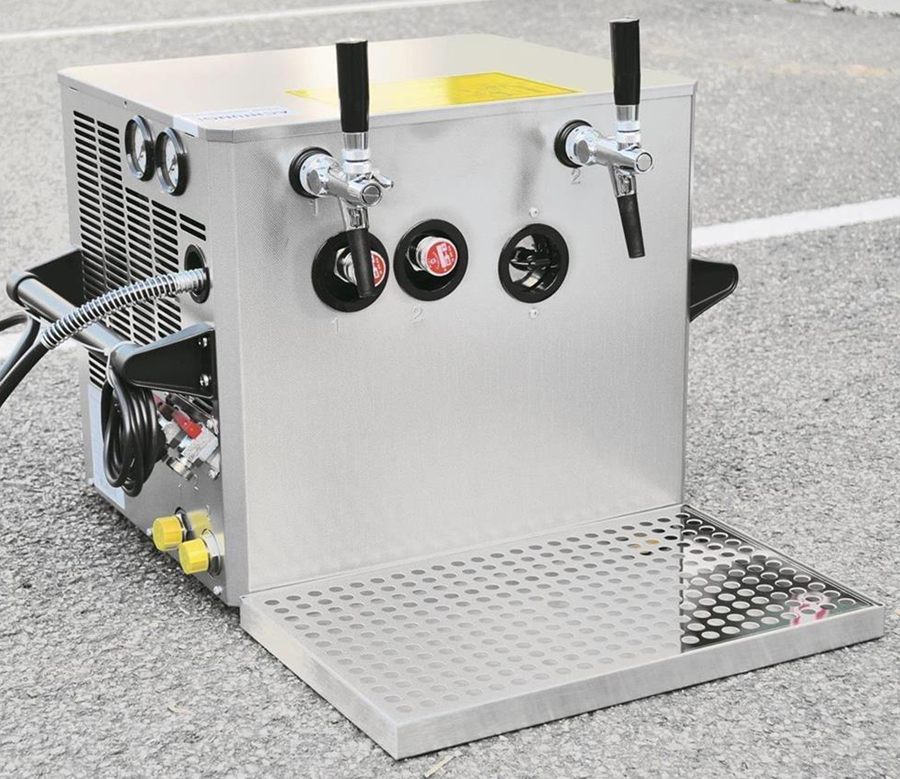 Zapfanlage mit Durchlaufkühler